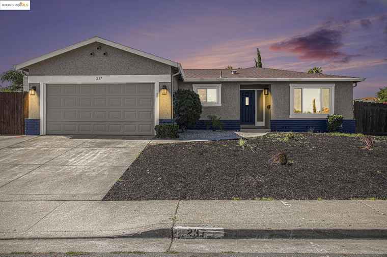 Photo of 237 Atherton Ave Pittsburg, CA 94565