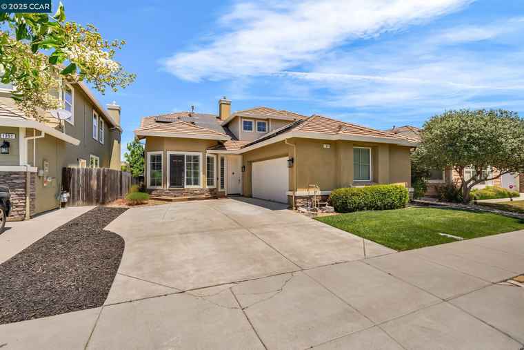 Photo of 1349 Yosemite Cir Oakley, CA 94561