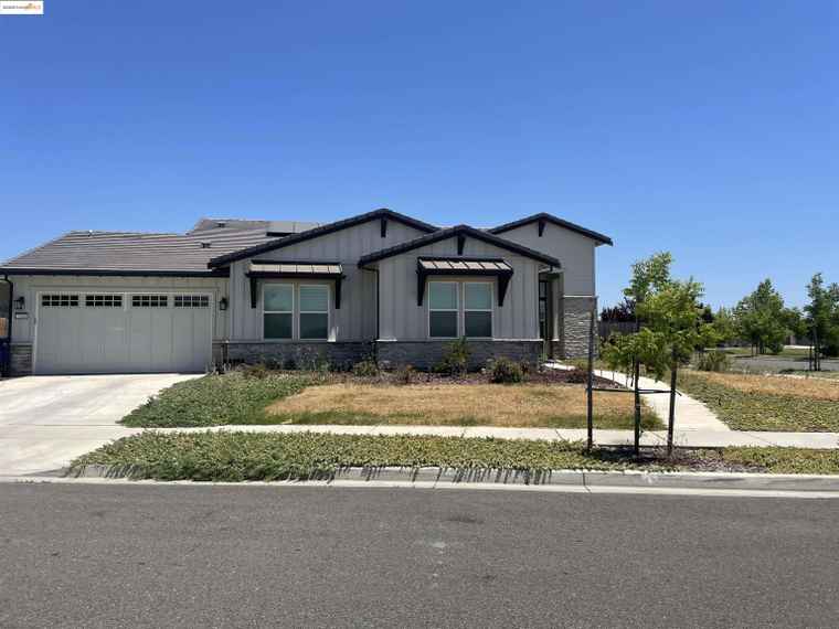 Photo of 2540 Fairbanks Ranch Rd Turlock, CA 95382