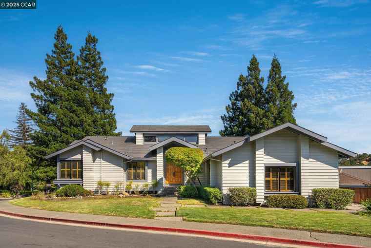Photo of 1900 Devil View Pl Walnut Creek, CA 94595
