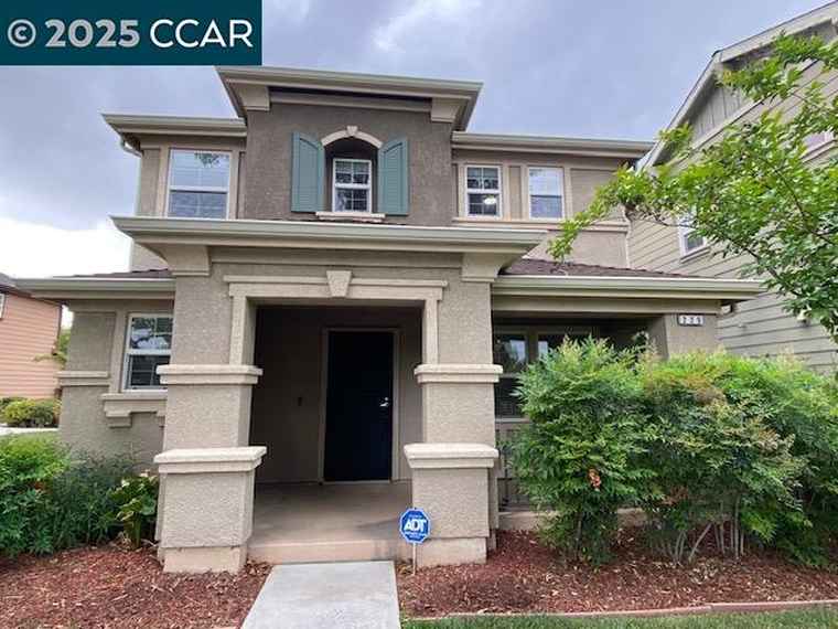 Photo of 229 Jupiter Ct Pittsburg, CA 94565