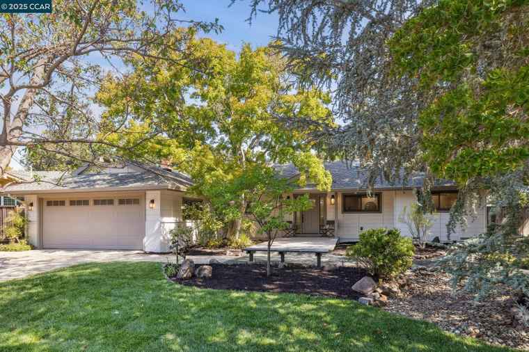Photo of 778 Hamilton Dr Pleasant Hill, CA 94523