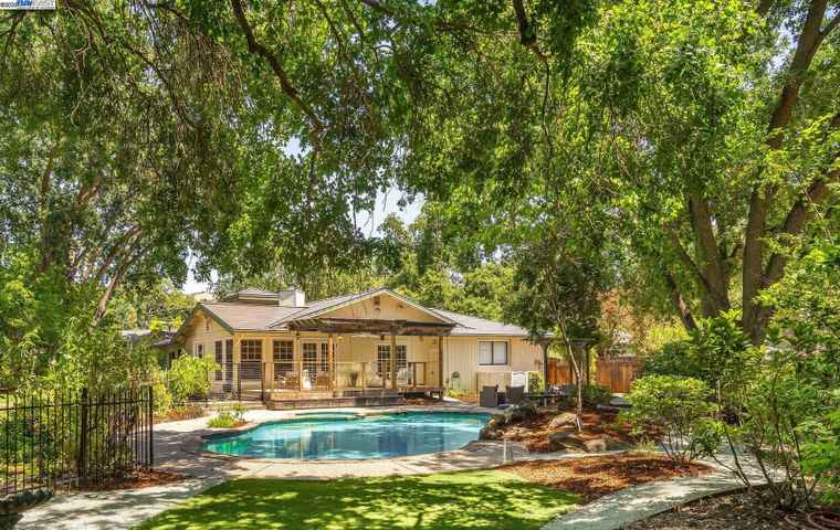 Photo of 20 Donna Ln Danville, CA 94526