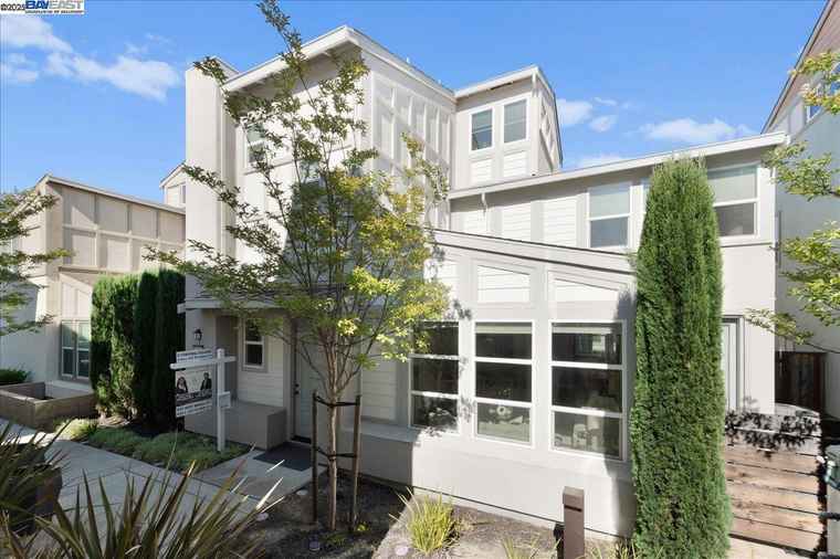 Photo of 4386 Healdsburg Way Dublin, CA 94568