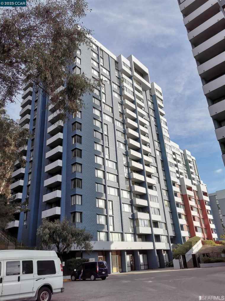Photo of 555 Pierce St #328 Albany, CA 94706