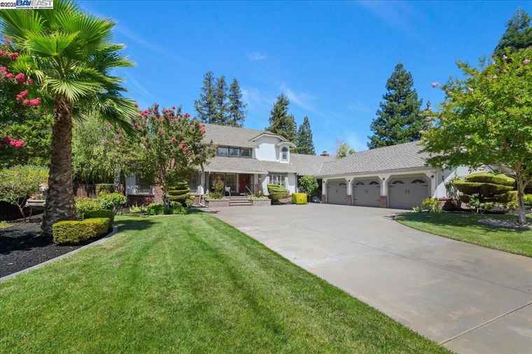 Photo of 578 Regulus Rd Livermore, CA 94550