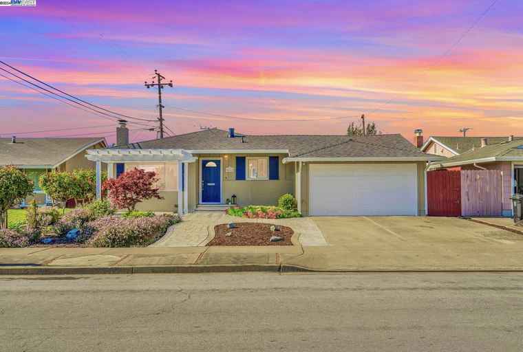 Photo of 4811 Coco Palm Dr Fremont, CA 94538