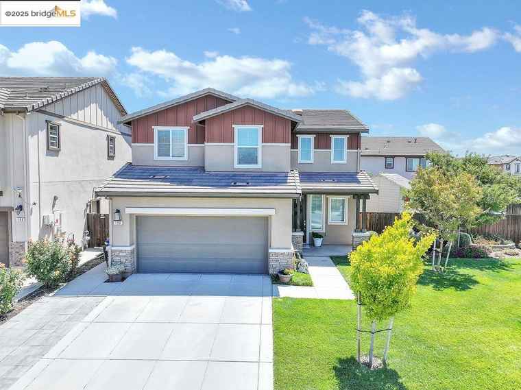 Photo of 190 Willowrun Way Oakley, CA 94561