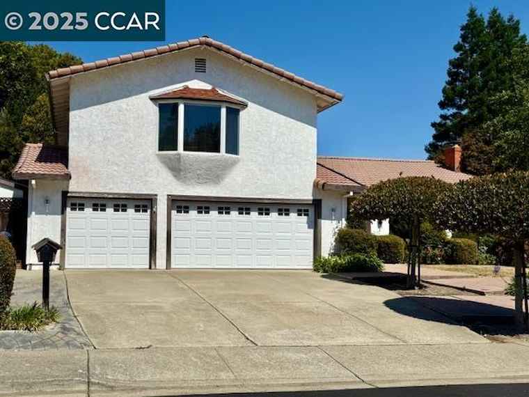 Photo of 44 Dos Rios Ct San Ramon, CA 94583