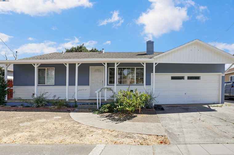 Photo of 157 Newton St Hayward, CA 94544