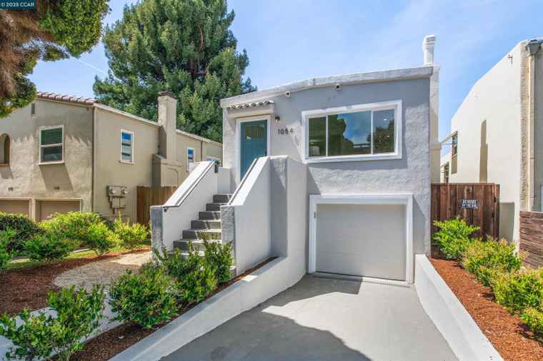 Photo of 1054 Masonic Ave Albany, CA 94706