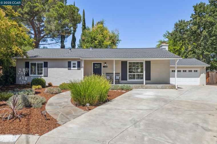 Photo of 130 Wyatt Cir Pleasant Hill, CA 94523
