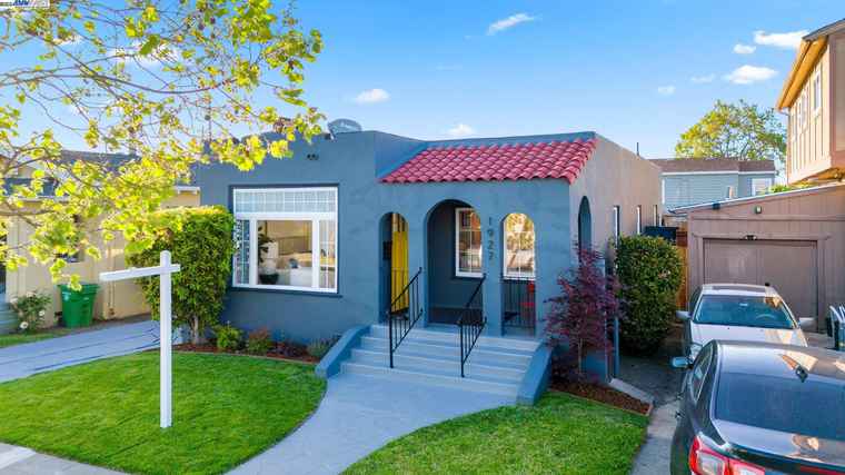 Photo of 1927 106th Ave Oakland, CA 94603