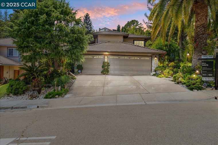 Photo of 5378 Conestoga Way El Sobrante, CA 94803
