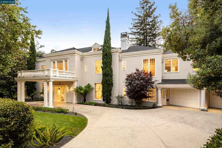 Photo of 25 Crocker Ave Piedmont, CA 94611