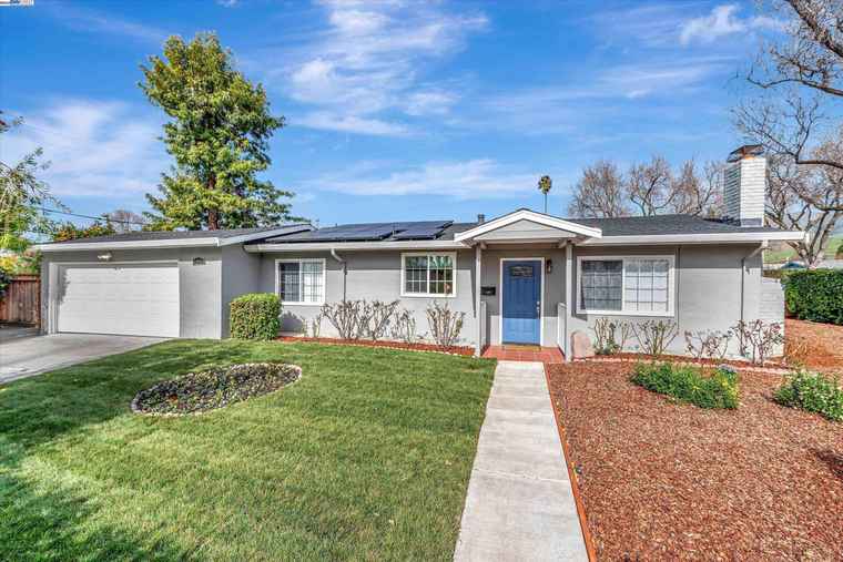 Photo of 1689 Canton Dr Milpitas, CA 95035