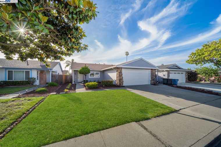 Photo of 4522 Queen Anne Dr Union City, CA 94587