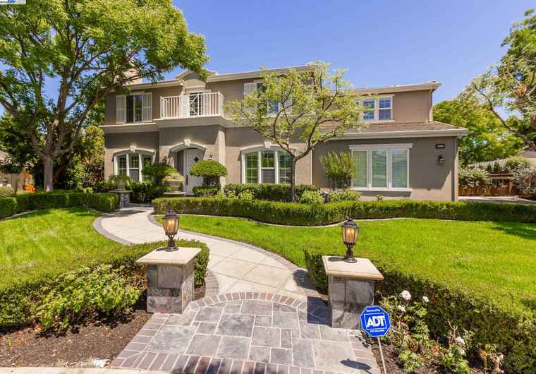 Photo of 5633 Selena Ct Pleasanton, CA 94566