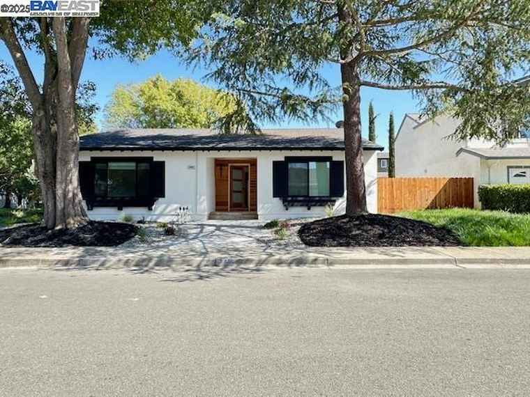 Photo of 7410 Aspen Pleasanton, CA 94588