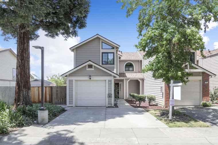 Photo of 41563 Patton Ter Fremont, CA 94538
