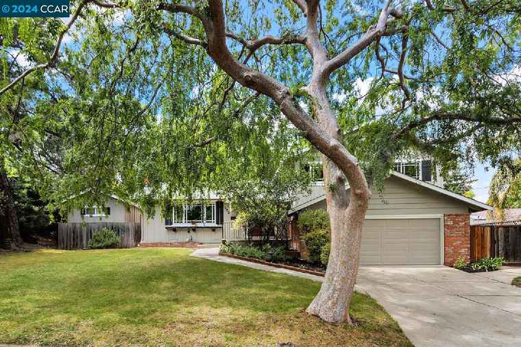 Photo of 253 Valley Dr Pleasant Hill, CA 94523