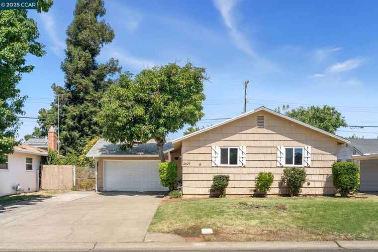 Photo of 2629 Riesling Way Rancho Cordova, CA 95670