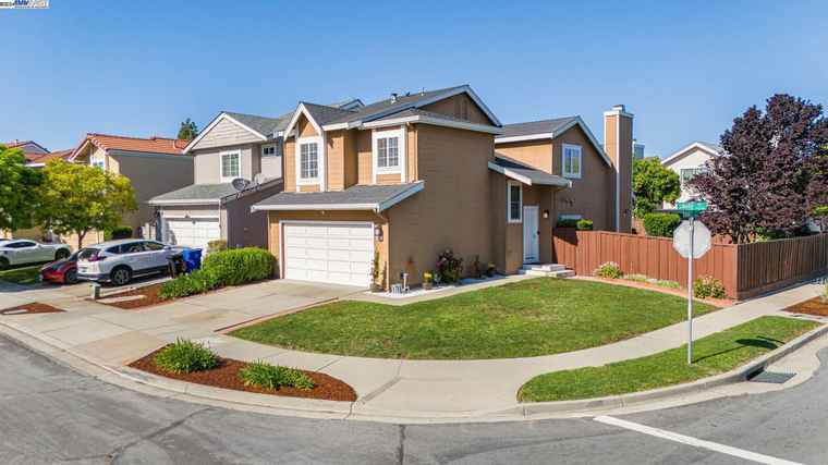 Photo of 34324 Siward Dr Fremont, CA 94555