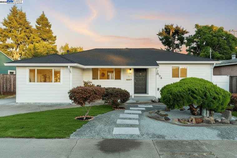Photo of 1508 141st Ave San Leandro, CA 94578