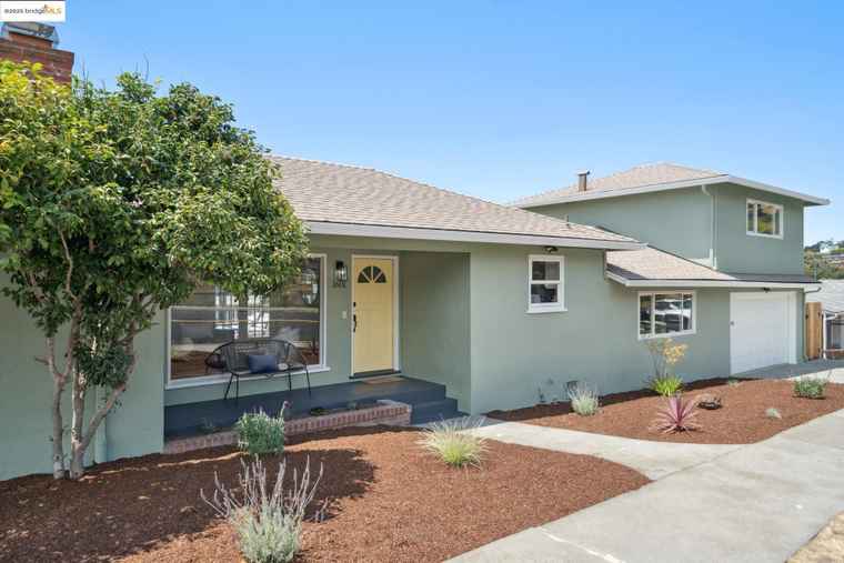 Photo of 1601 Navellier St El Cerrito, CA 94530