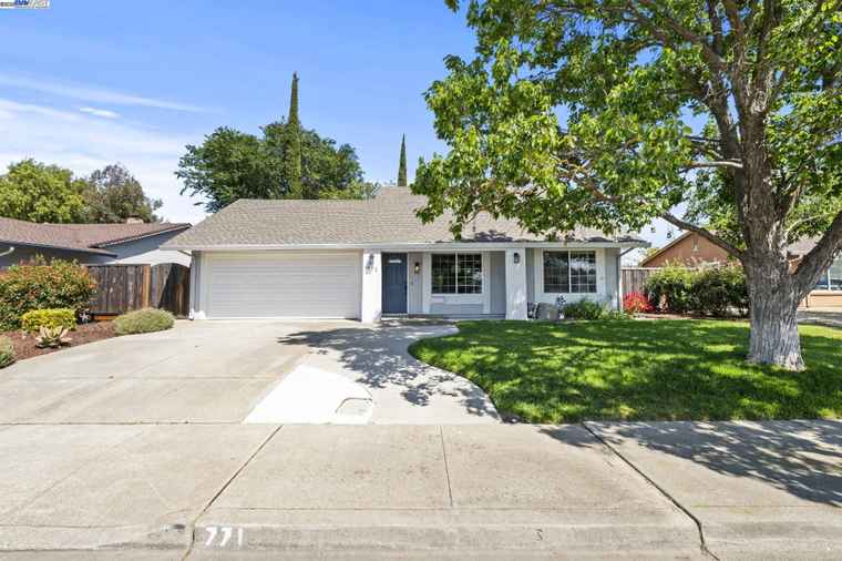 Photo of 771 Hagemann Dr Livermore, CA 94551