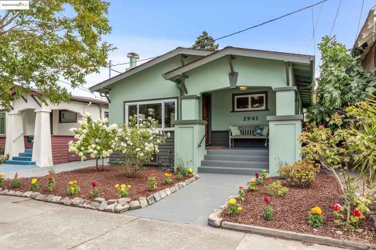 Photo of 2961 California St Berkeley, CA 94703