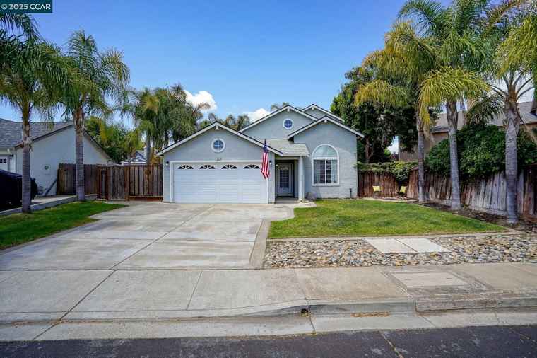 Photo of 1905 Concannon Dr Oakley, CA 94561