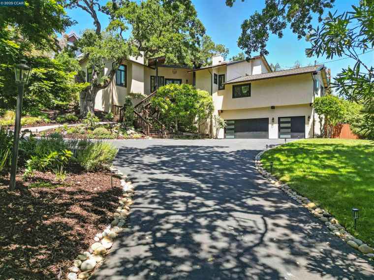 Photo of 1542 Hillgrade Ave Alamo, CA 94507