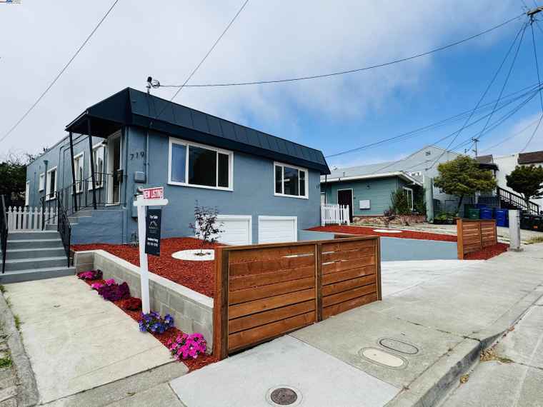 Photo of 719 Buchanan Albany, CA 94706
