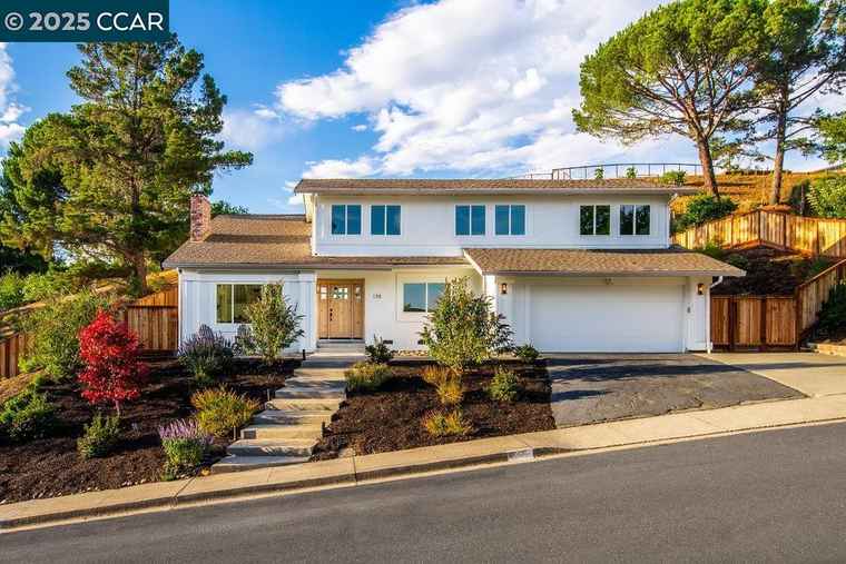 Photo of 135 Calle La Mesa Moraga, CA 94556