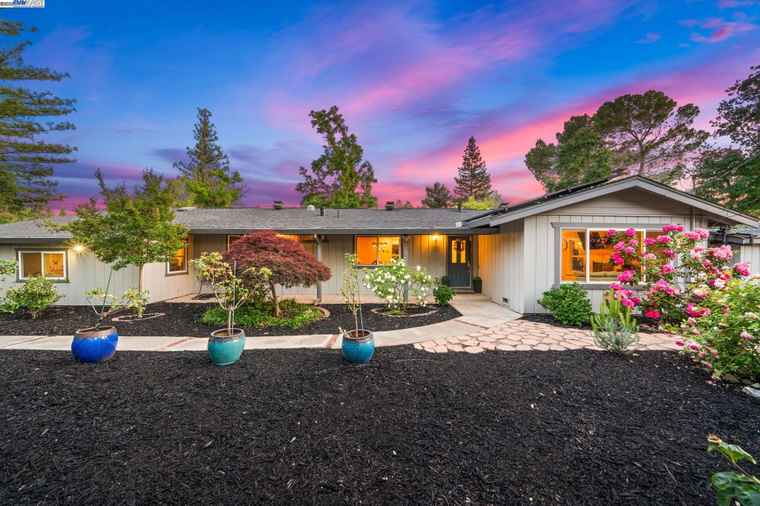 Photo of 26 Via Alondra Ct Alamo, CA 94507