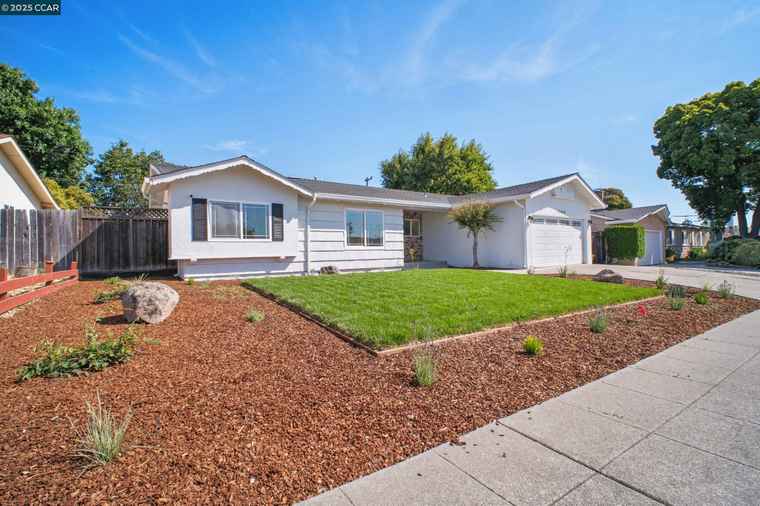 Photo of 7459 Limerick Ave Dublin, CA 94568