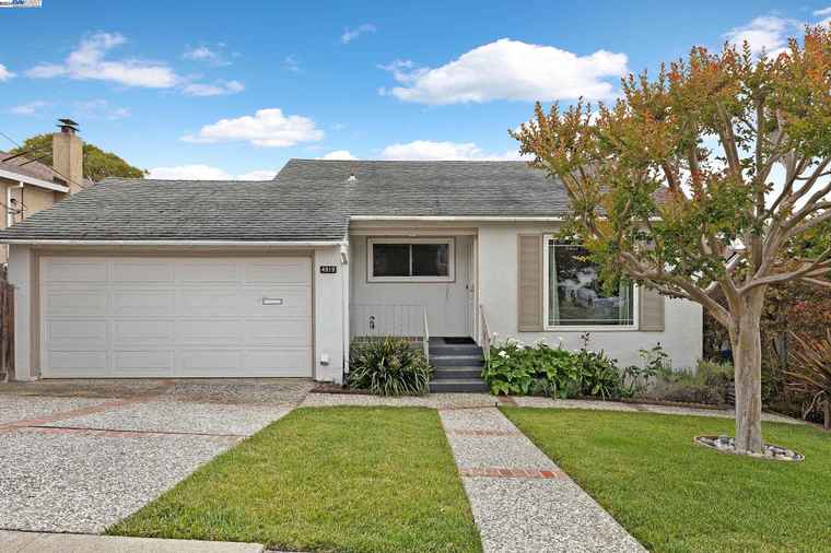 Photo of 4919 James Ave Castro Valley, CA 94546