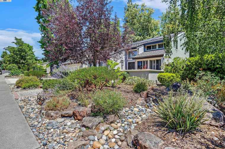 Photo of 2830 Lavender Walnut Creek, CA 94596