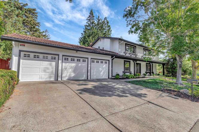こっぺぱん　インディゴ26 12611 NE 145th Pl Kirkland WA | Zillow