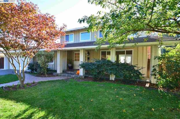 9 Corte Azul Moraga Ca 94556 4 Beds 3 Baths