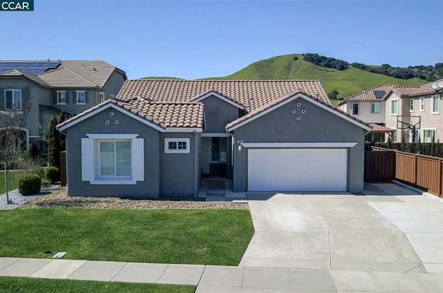 743 Chateau Ct Fairfield Ca 94534 4 Beds 3 Baths