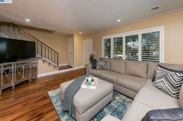 1023 Spring Valley Cmn Livermore Ca 94551 Mls 40856603 Redfin