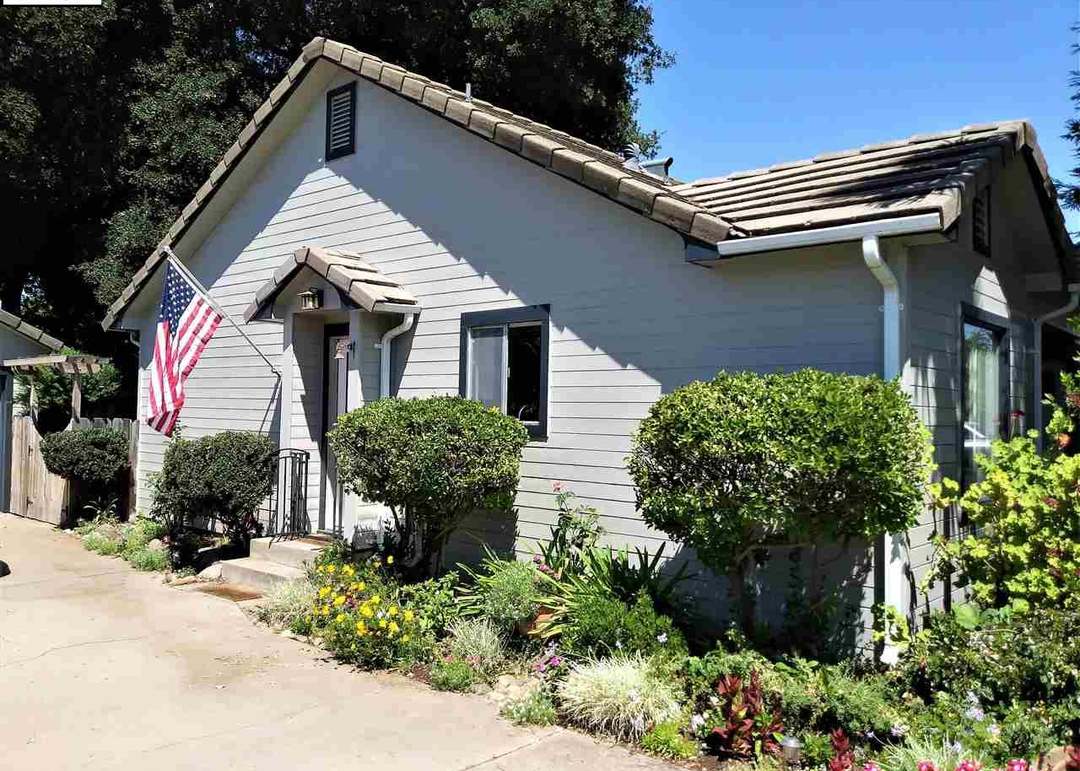 745 S Lee Ave, Lodi, CA 95240