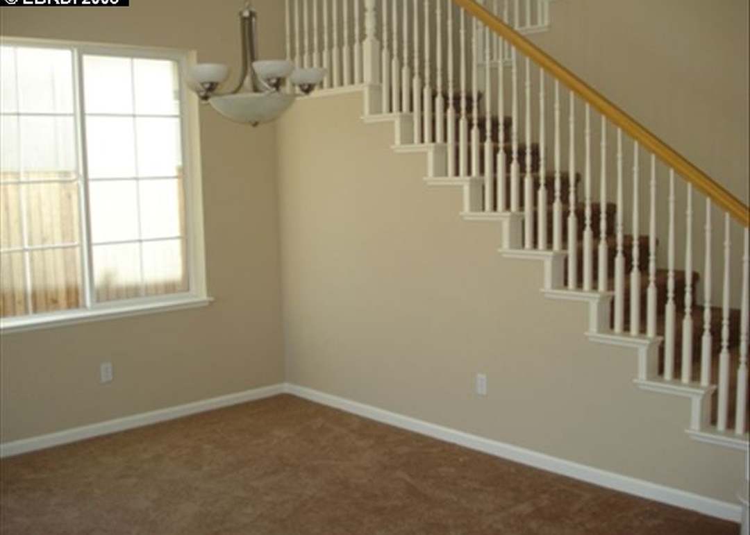 5617 Leitrim Way