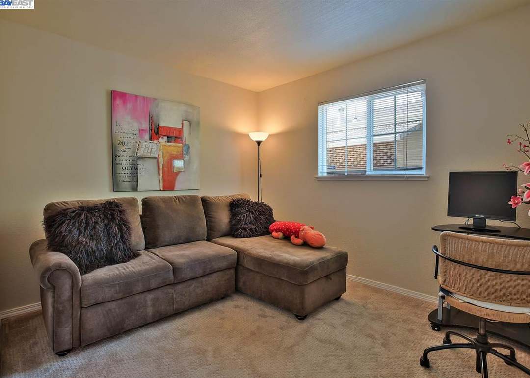 5325 Diamond Head Ln, Fremont, CA 94538