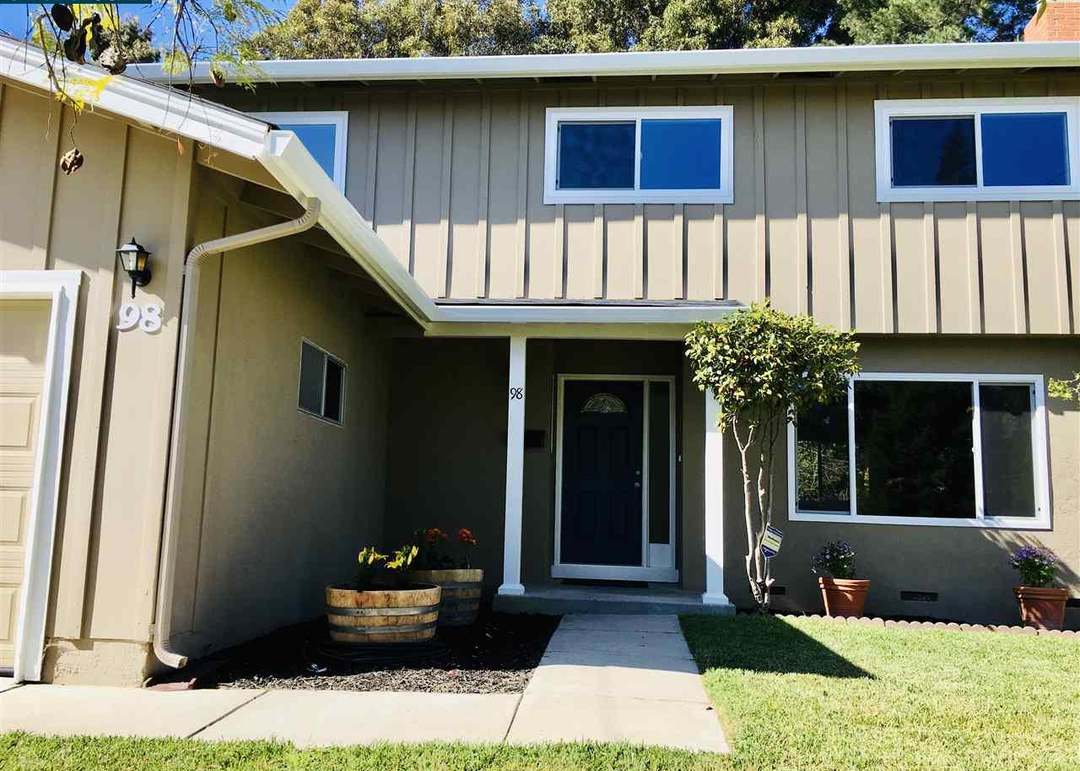 98 Gilrix Dr, Martinez, CA 94553