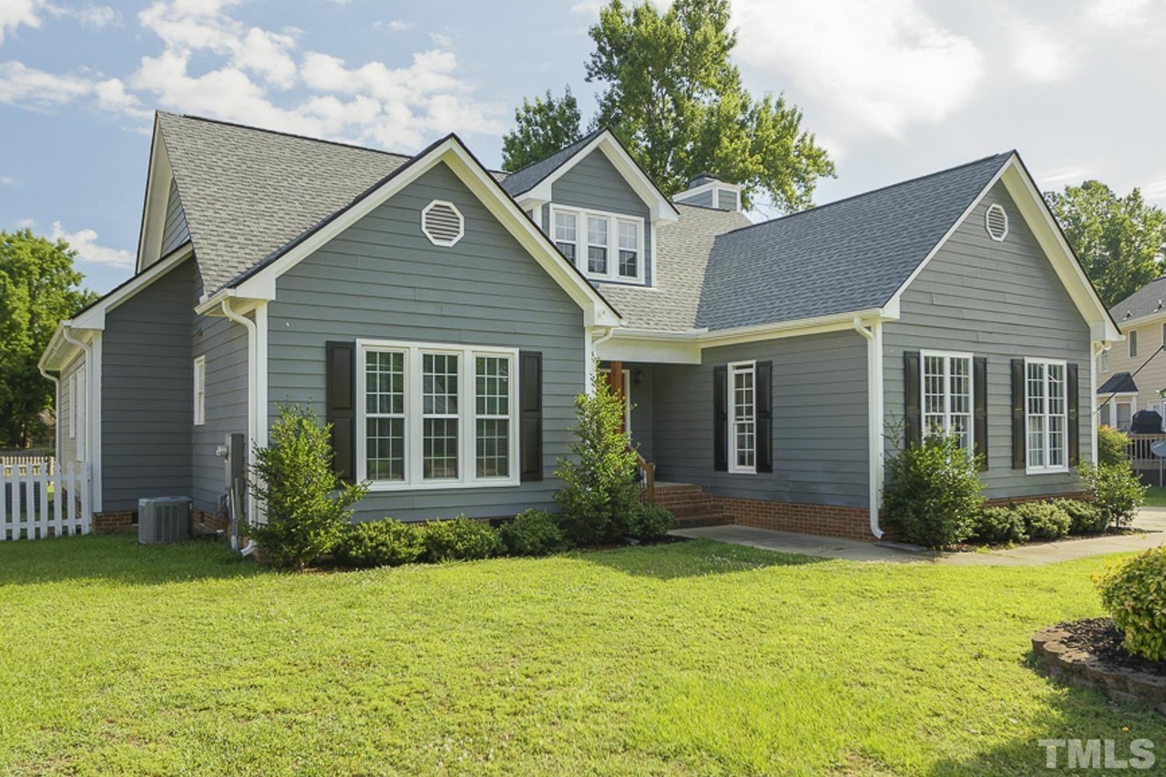 804-sunset-dr-fuquay-varina-nc-27526-mls-2455187-redfin