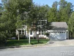 7 Flagstaff Ct