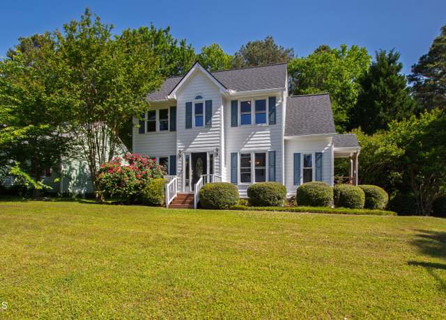 Property at 2 Great Oak Ct, Durham, NC 27713, 3 beds, 2.5 baths